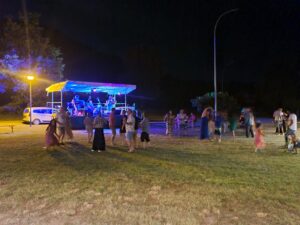 2C5FE580-D3C3-4324-B368-9E613D0B8BD8_1_105_c